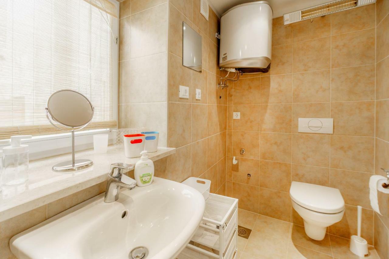 Felix Apartment โรวีน ภายนอก รูปภาพ