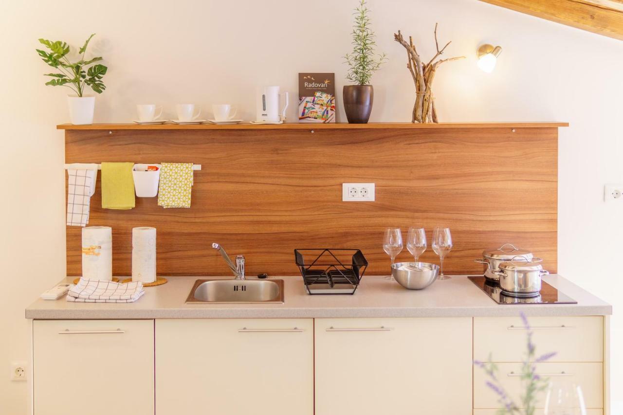 Felix Apartment โรวีน ภายนอก รูปภาพ